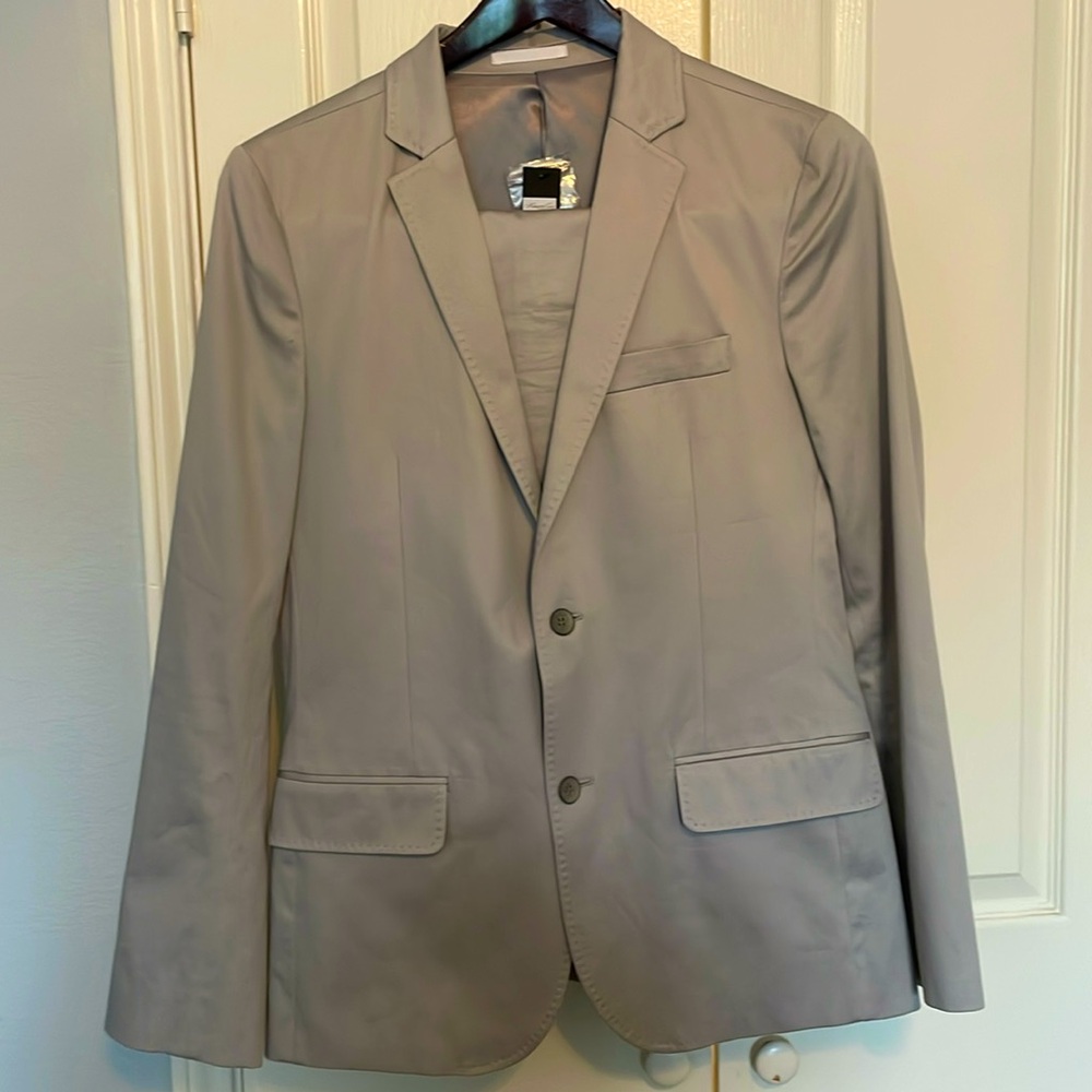 Kenneth Cole New York Gray suit